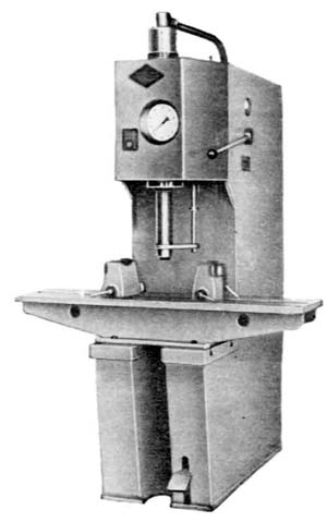 П6320 Фото гідравлічного пресса одностоечного